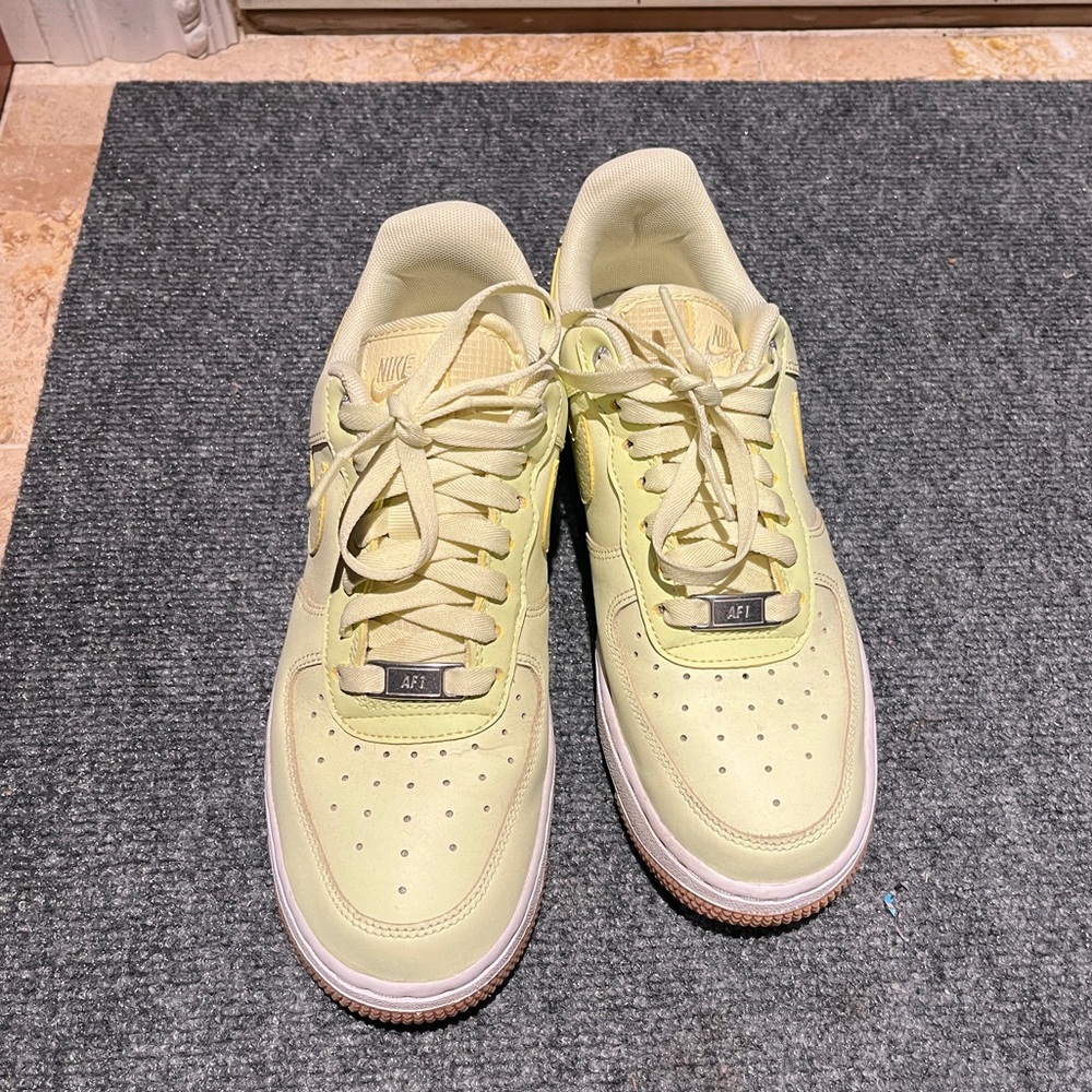 nike air force 1 platform green white and brown size 6.5